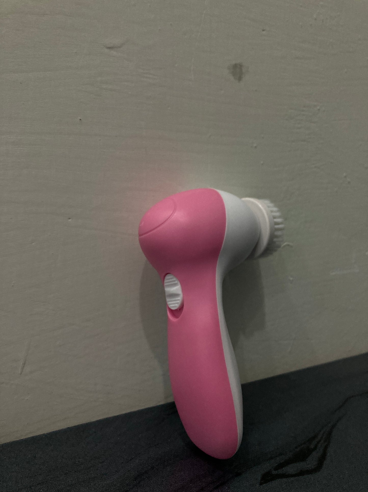 (5 in 1)FACE MASSAGER –KEMEI AE-8782